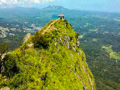 Visiting the Needle Rock Viewpoint